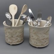 Cutlery drainer